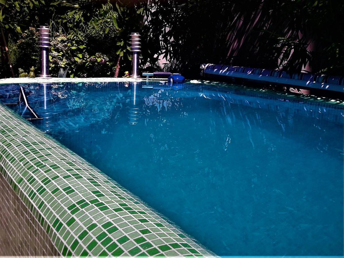 Aparthotel With Swimming Pool With Bathroom, Kitchen, Patio, Private Parking Budua